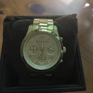 SOLD Gorgeous Gold Michael Kors watch